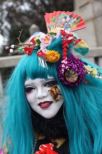 400px-Jingubashi,_Harajuku,_Tokyo_(6936179355)