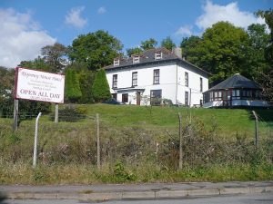 Rhymney_House_Hotel_-_geograph.org.uk_-_707194