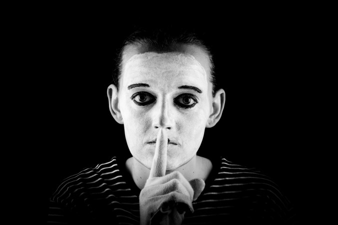 mime-shows-the-silence-please