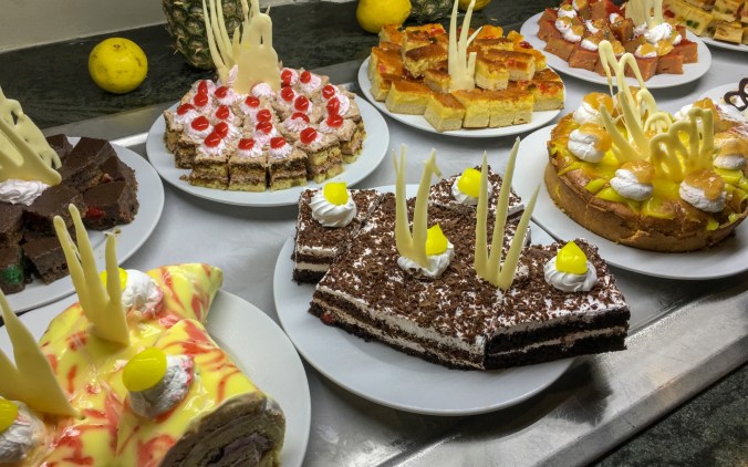 various-cakes-1522776544RHL