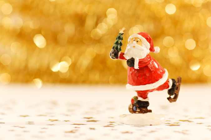 santa clause figurine